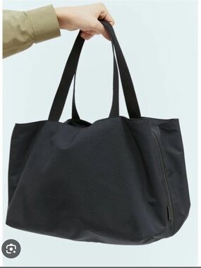 The Row Clovis Tote Travel Bag - Dark Navy